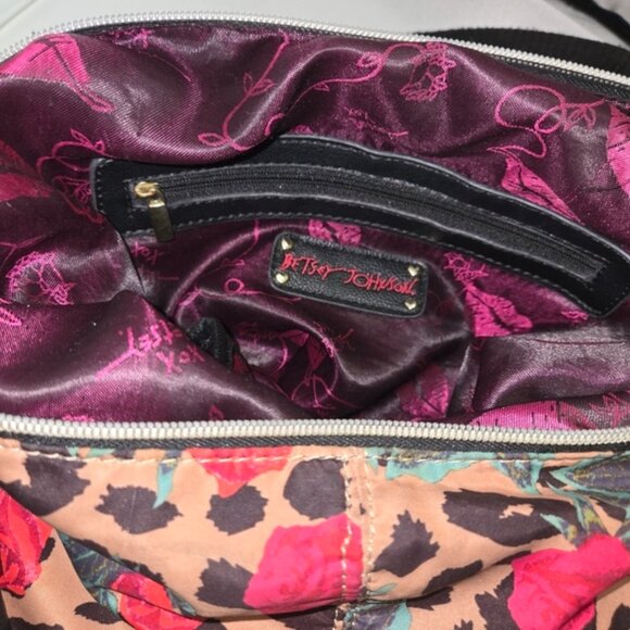Betsey Johnson large animal rose print bag with detachable shoulder strap - Picture 3 of 9